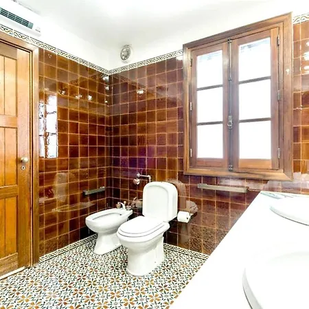 House With 3 Bedrooms In With Wonderful Sea View Enclosed Garden And Wifi 2 Km From The Beach *