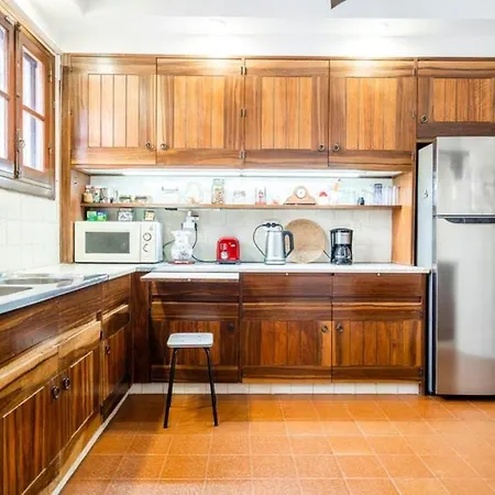 House With 3 Bedrooms In With Wonderful Sea View Enclosed Garden And Wifi 2 Km From The Beach 別荘 *